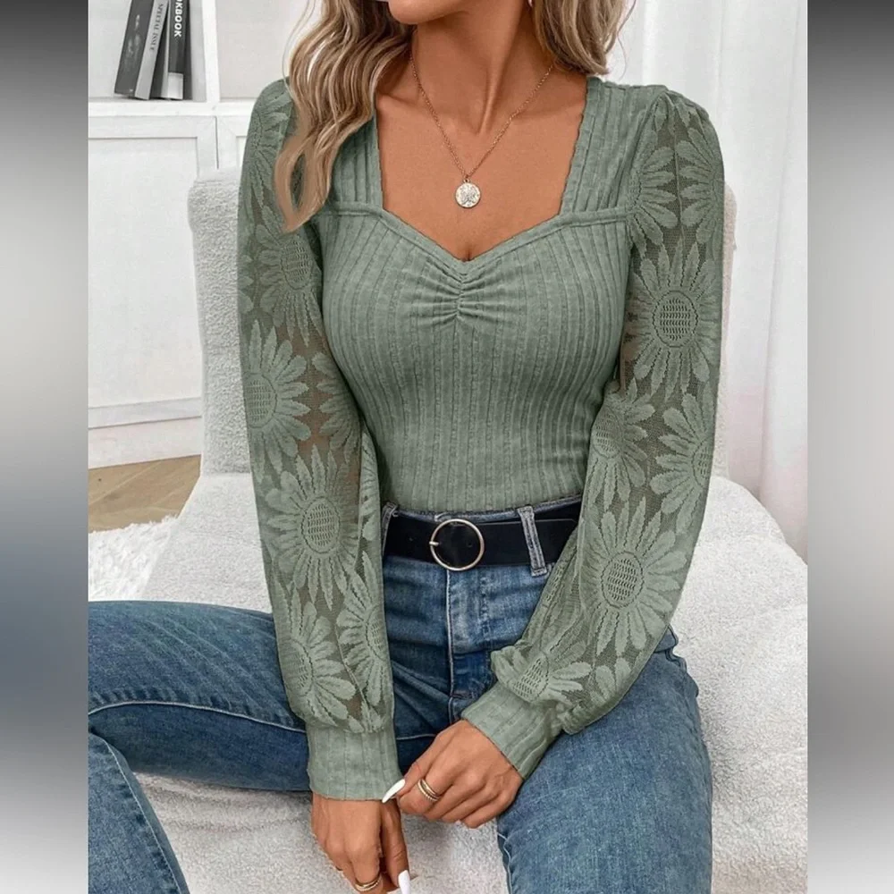 Blue Floral Sleeve Ribbed Sweater